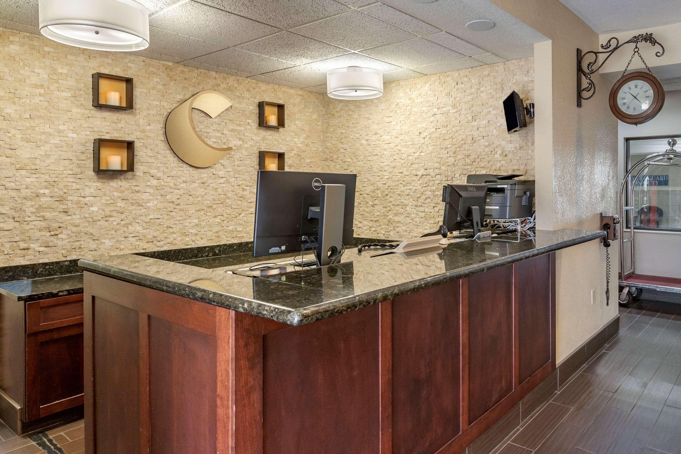 Comfort Inn & Suites Paw Paw Exteriör bild