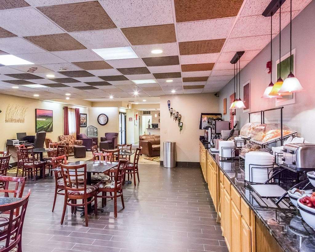 Comfort Inn & Suites Paw Paw Restaurang bild